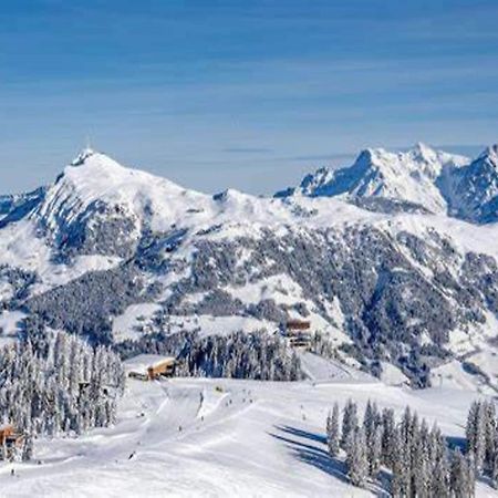 Apartment Near The Hahnenkamm Cable Car Kitzbühel Kültér fotó