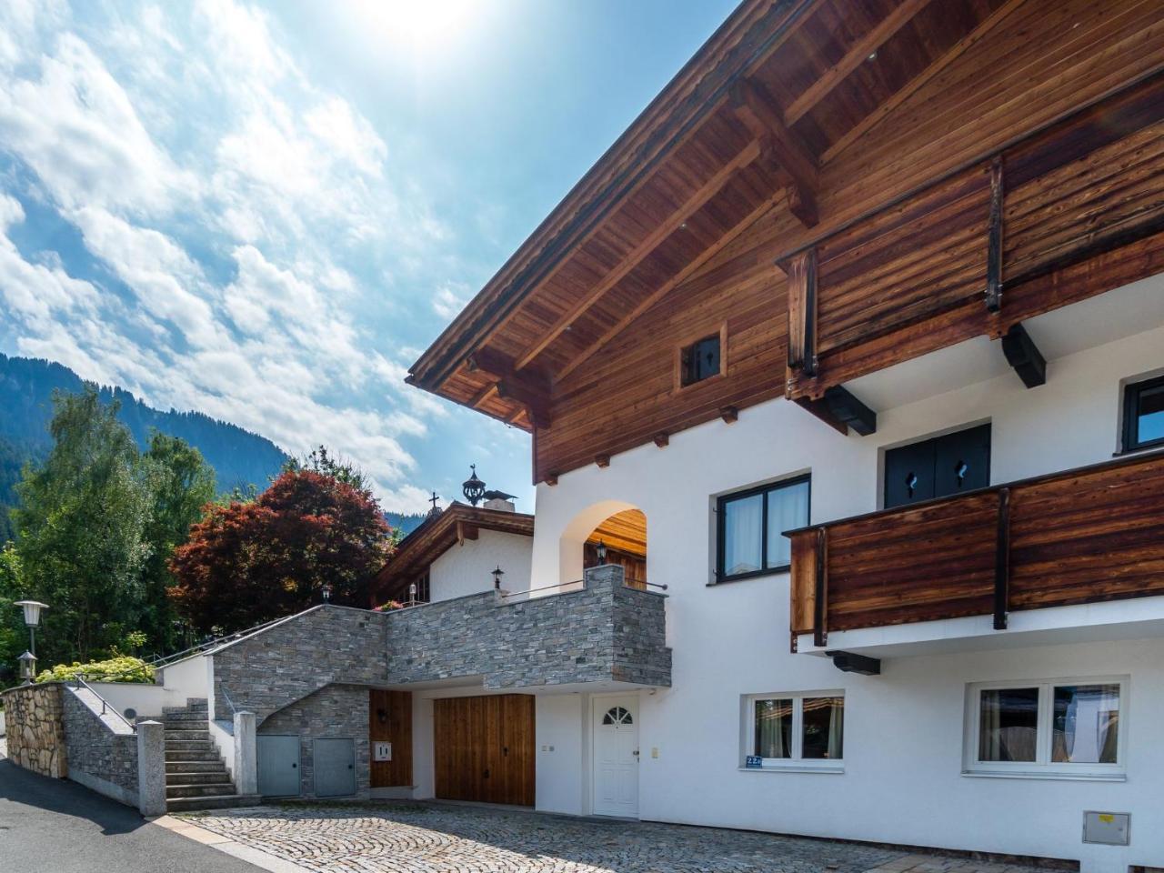 Apartment Near The Hahnenkamm Cable Car Kitzbühel Kültér fotó